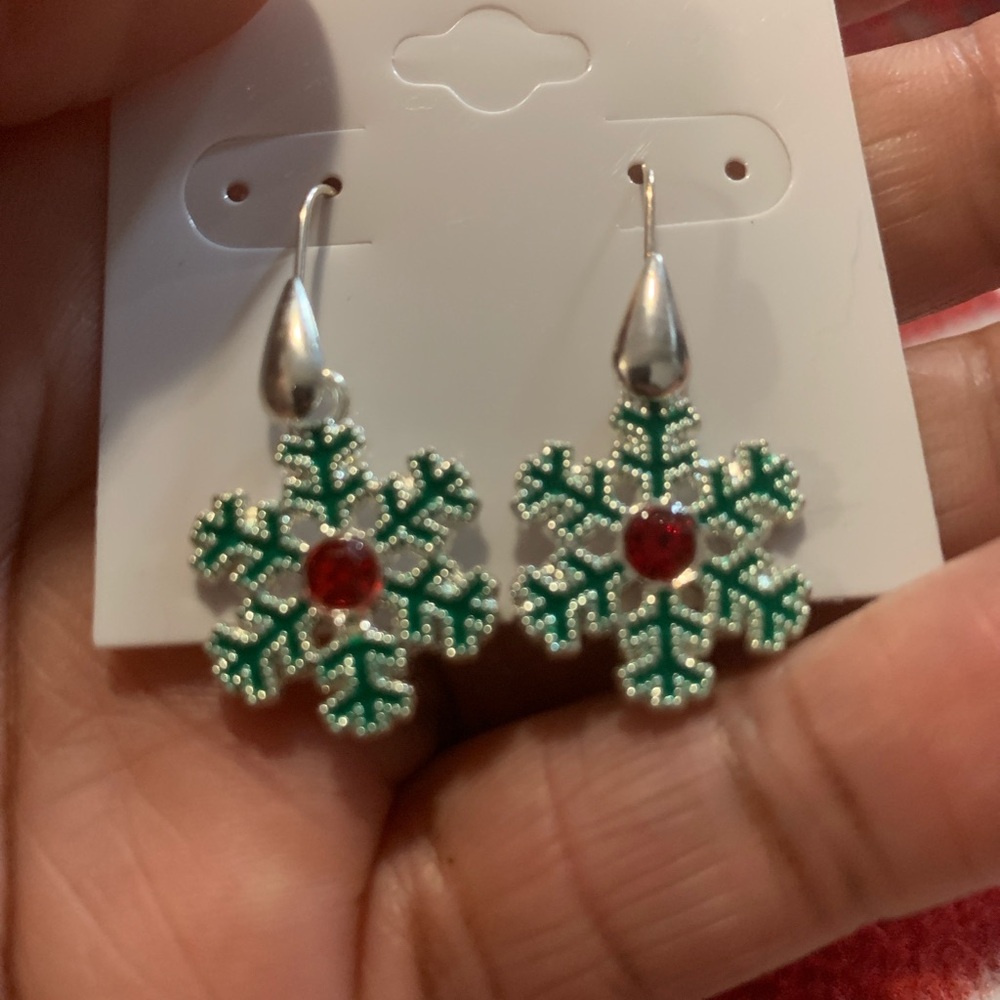 NWOT Festive Snowflake Earrings with Green and Red Accents